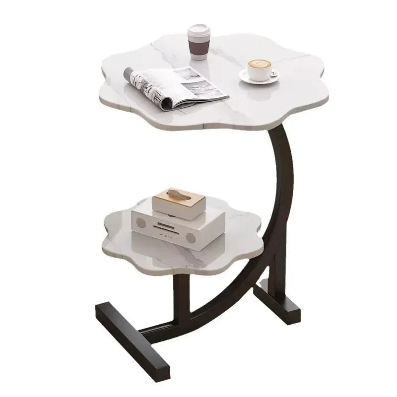 Masuta moderna cu doua rafturi in forma de floare, blat 40 cm si cadru metalic auriu, design elegant 60 cm inaltime